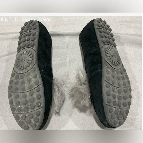🛑 1 hour sale. UGG, size 7, Kaley Wisp, Black Flats w/ Gray sheepskin Fur upper - Picture 7 of 10